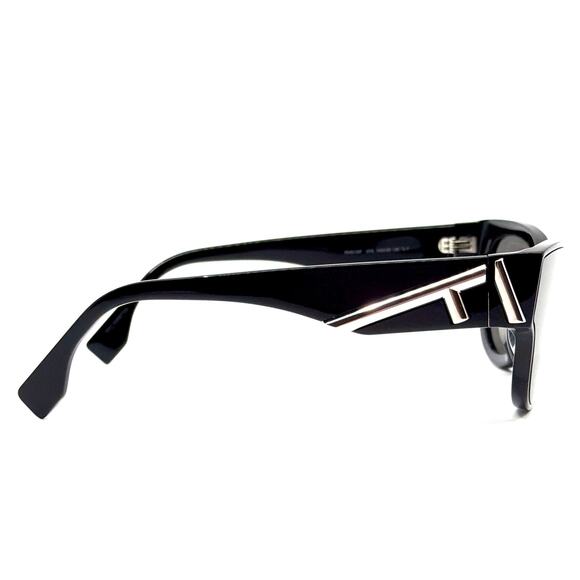 New!!! FENDI Sunglasses FE40135F 01A Authentic main image 6